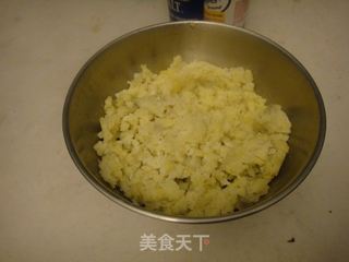 烟熏三文鱼土豆饼的做法步骤：2