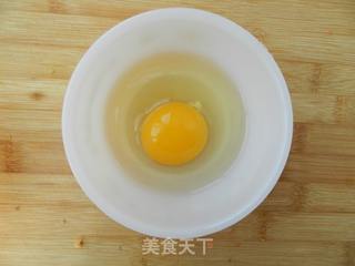 宝宝鸡蛋卷软米饭的做法步骤：2