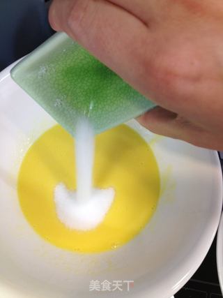 千叶纹蛋糕的做法步骤:3