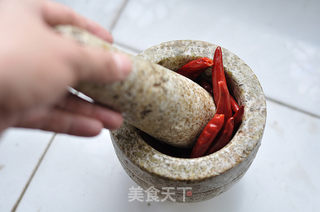香辣田螺的做法步骤:6