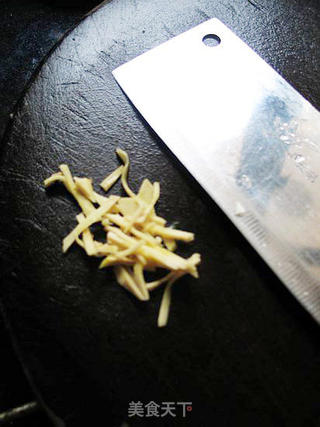 香煸小鱼干---米饭杀手的做法步骤:4