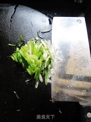 香煸小鱼干---米饭杀手的做法步骤:5
