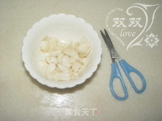 腰果百合炒芹菜的做法步骤:2