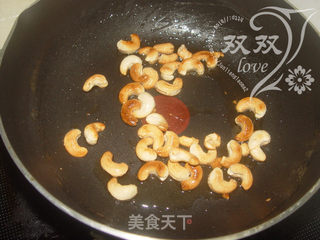 腰果百合炒芹菜的做法步骤:7