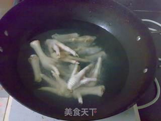 蒜卤花生鸡爪的做法步骤:3