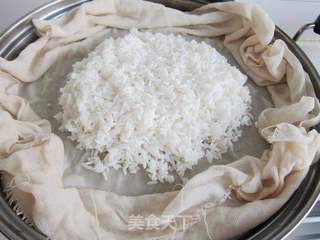 腊肠糯米饭的做法步骤:2