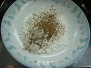 椒盐带鱼的做法步骤:2