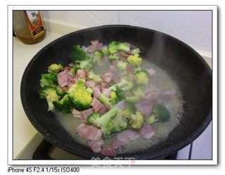 咖喱培根焗意面的做法步骤：3