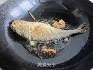干煎黄花鱼的做法步骤:8