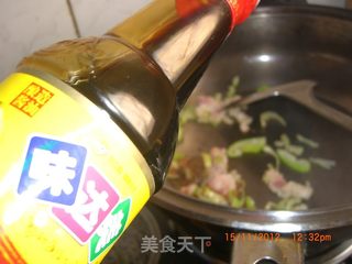 青椒炒杂蘑菇的做法步骤：6