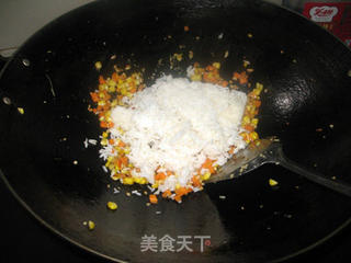 豉油炒饭的做法步骤:11