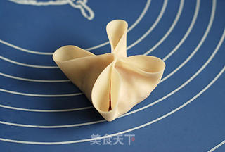 灌汤明珠蒸饺的做法步骤:5