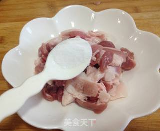 辣白菜炒五花肉的做法步骤:3