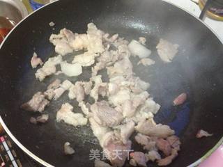 辣白菜炒五花肉的做法步骤：8