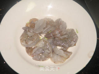 鲜虾意粉的做法步骤:3