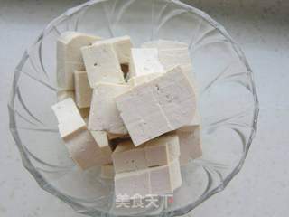 肥肠豆腐煲的做法步骤:2