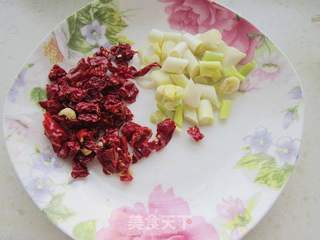 羊肉焖黄花鱼的做法步骤:2
