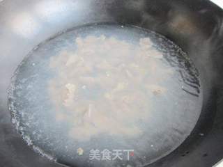 羊肉焖黄花鱼的做法步骤:4