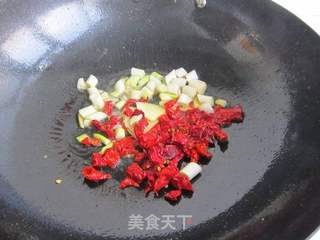 羊肉焖黄花鱼的做法步骤:7