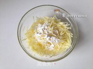 葱油洋芋擦擦的做法步骤:5