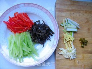 下饭好菜之——鱼香肉丝的做法步骤:3