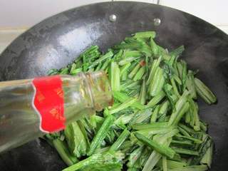 蚝油油麦菜的做法步骤:6