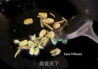 川菜经典——水煮肉片的做法步骤：7