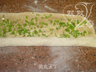全麦发酵葱油饼的做法步骤:9