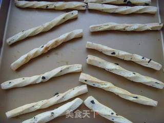 磨牙小食---芝麻海苔棒的做法步骤:8