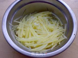 咖喱黄金土豆丝的做法步骤:6