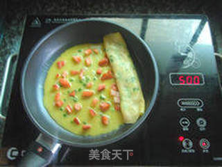 【草莓鸡蛋饼】--- 春季里甜蜜蜜的早餐饼的做法步骤:11