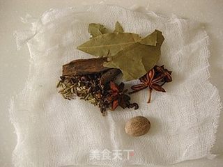 简单做出一锅好卤汤------卤蛋做法(附剥蛋技巧)的做法步骤:5