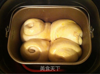 豆沙面包的做法步骤:8