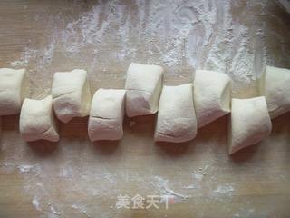 黑豆包的做法步骤:7