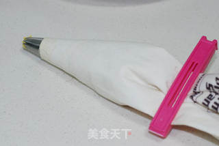 奶香鹅蛋黄的做法步骤:4