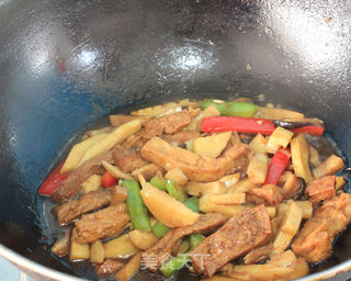 春天里的养生菜----蚝油豆腐煲的做法步骤:12