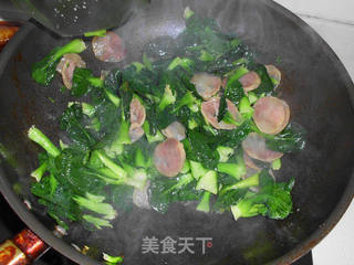 青菜炒香肠的做法步骤:3