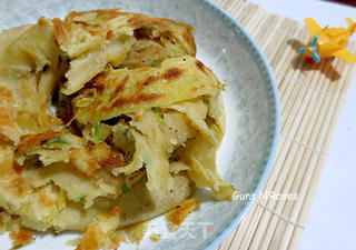 春游小食经典:葱油手抓饼的做法步骤:18