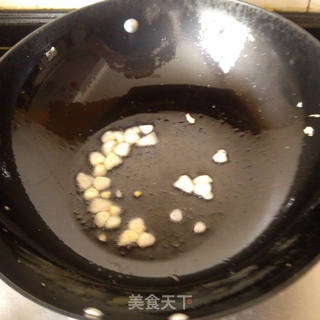 三块钱家常菜----莴苣荸荠炒豆腐干的做法步骤：5