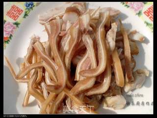 葱丝猪耳的做法步骤：3