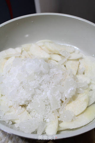 百香果雪梨蜂蜜茶的做法步骤:2