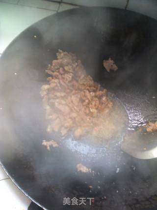 尖椒肉片 (正中的)的做法步骤:8