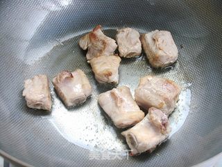 不用一粒糖的美味排骨——可乐排骨的做法步骤:4