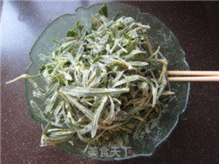玉米面蒸野菜的做法步骤:4