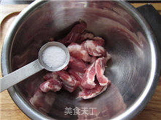 菠萝咕咾肉的做法步骤:2