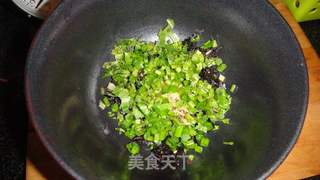 酸汤水饺的做法步骤:4