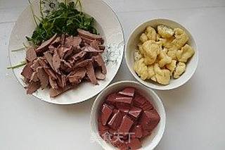 鸭血粉丝汤的做法步骤:2