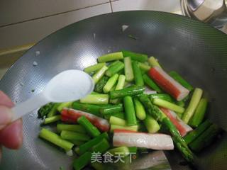 蟹棒扒芦笋的做法步骤：10