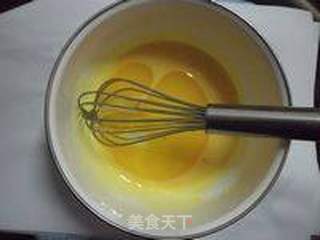 草莓杯子蛋糕的做法步骤:3