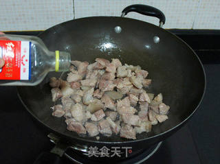 【五香肉粒】的做法步骤:5